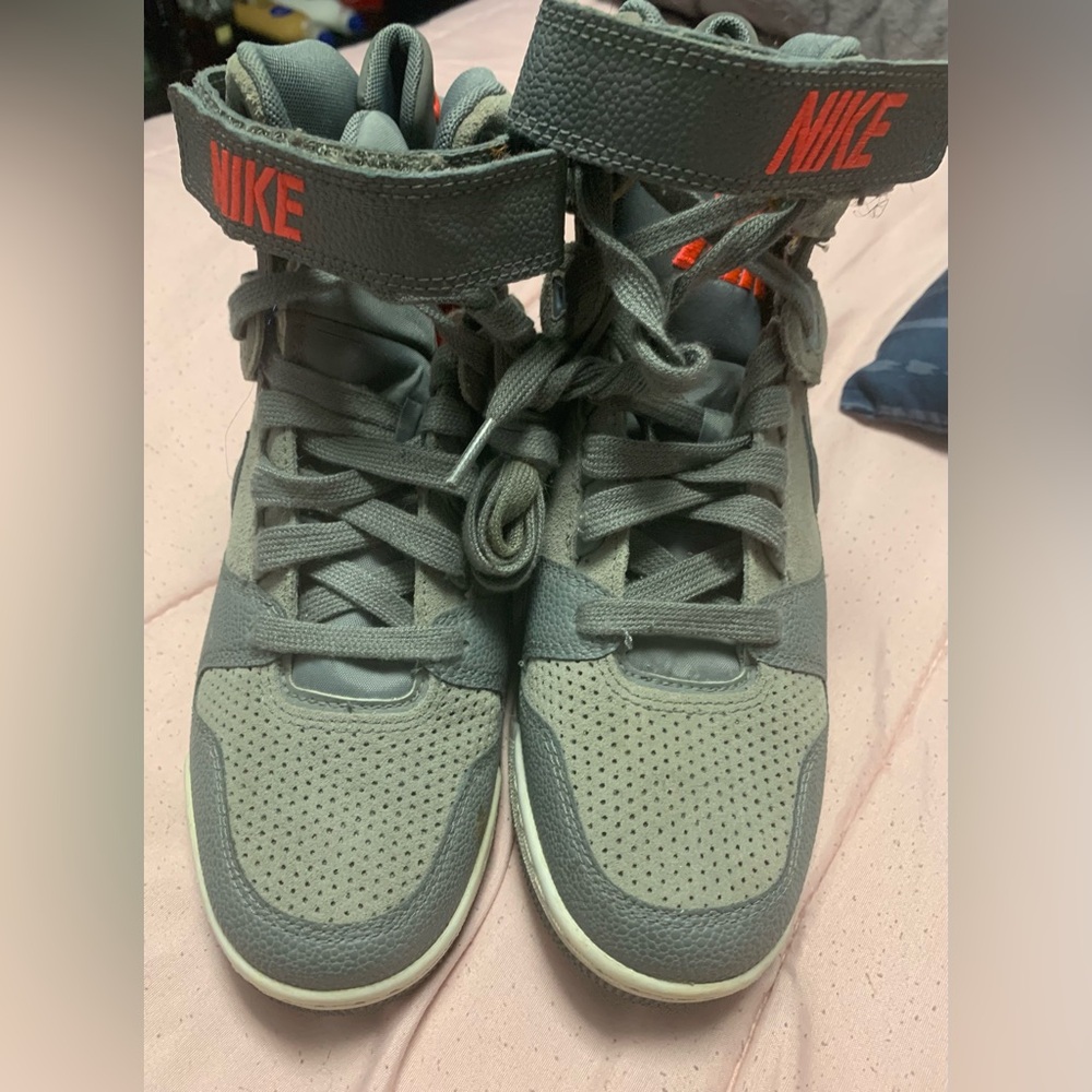 Nike Kids Gray and Red High-Top Sneakers